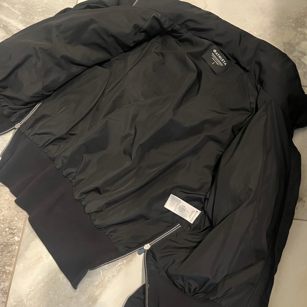 Athleta Jetset Bomber, Small, Black - Picture 6 of 11